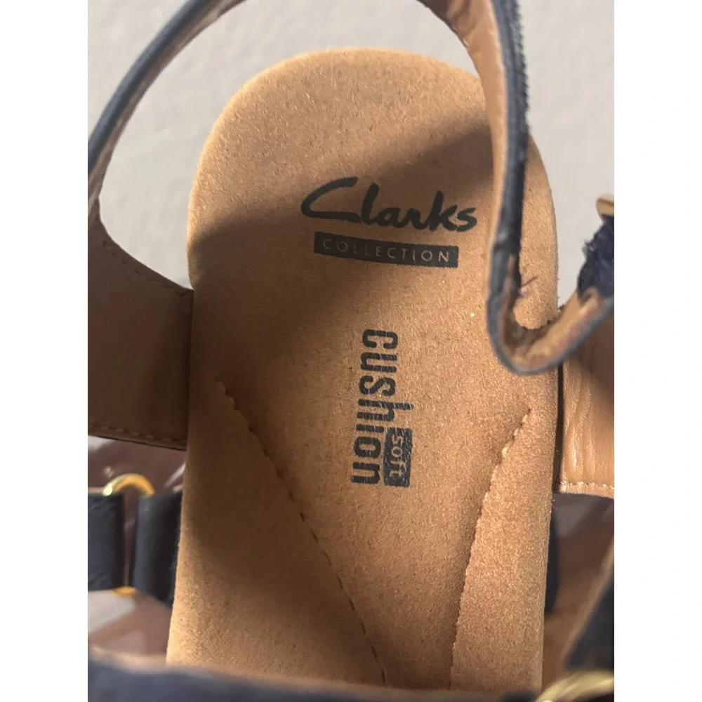 Clarks Womens 8.5 Wedge Sandals Navy Blue Studded Cork Platform Cushion Soft